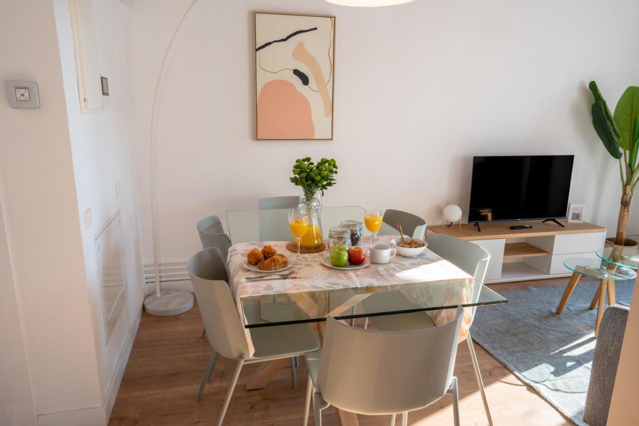 Feelathome Stadium Apartments L'Hospitalet de Llobregat Extérieur photo