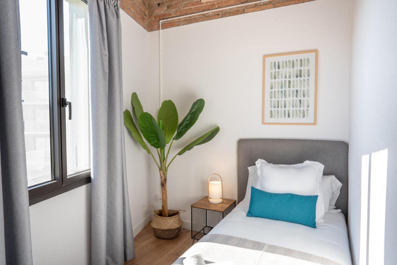 Feelathome Stadium Apartments L'Hospitalet de Llobregat Extérieur photo